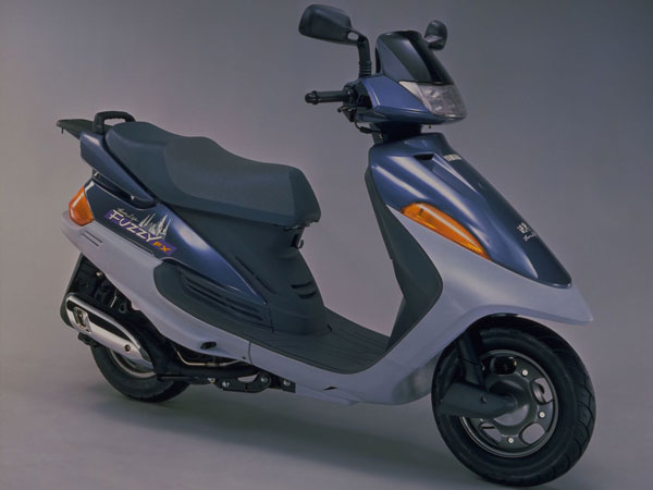 Honda And Yamaha Join Hands To Produce Small-Size Scooter In Japan