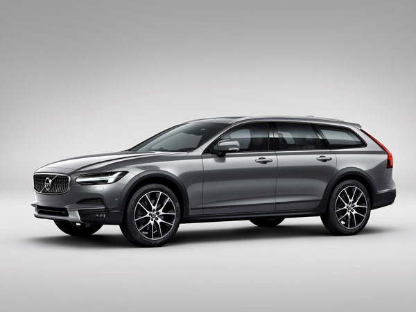 Volvo’s Cars To Talk To Each Other — Relationship Goals!