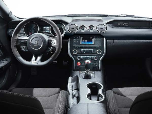 Ford Mustang Shelby GT350 To Get Dual Clutch Gearbox