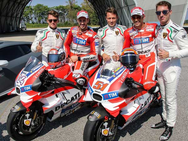 'Passioni Tricolori' Celebrated In True Italian Style With Lamborghini And Ducati