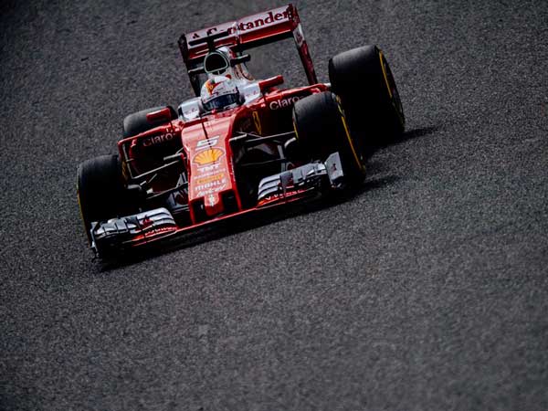 Japanese Grand Prix — Nico Rosberg Takes Pole From Hamilton By A Whisker