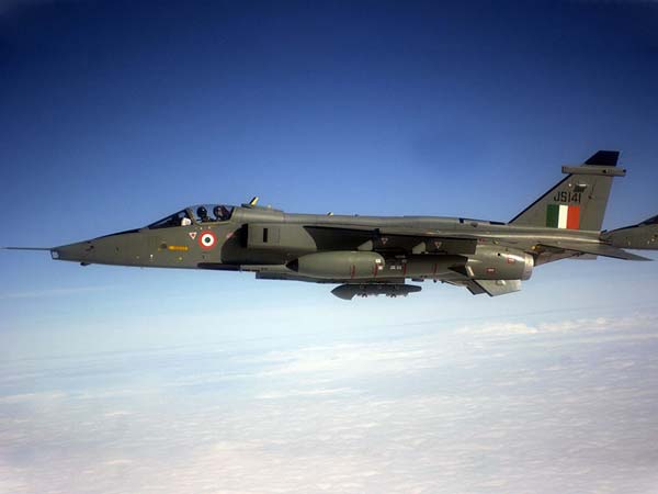 Top 10 Indian Air Force Aircraft In 2016 — Ready To Take Up Any Challenge