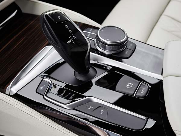 Hyundai And BMW Lead From Front In Car Technology: J.D Power Study