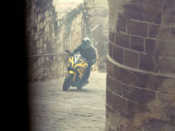 Bajaj Celebrates 15 Years Of Pulsar In Style