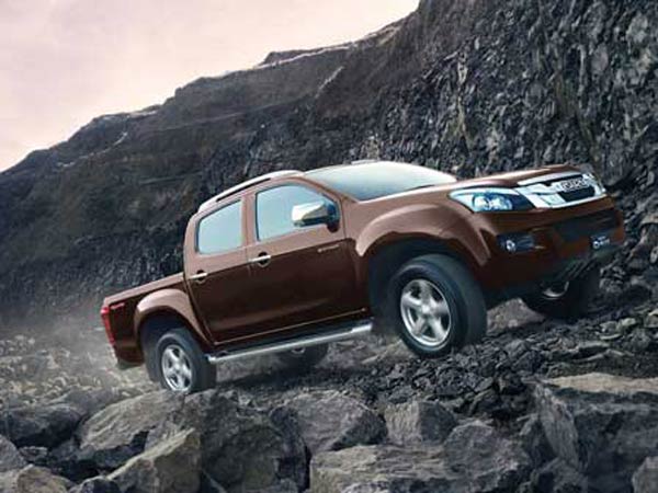 Isuzu Showcases The D-Max S-Cab And D-Max Regular Cab At The India Cold Chain Show