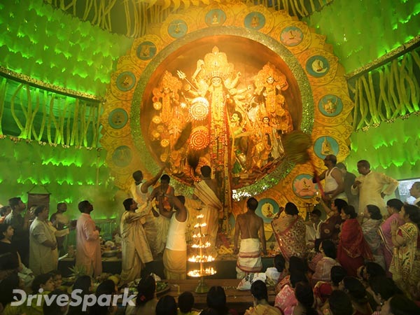 Exploring Kolkata On Durga Puja On A TVS Wego Exploring Kolkata On Durga Puja On A TVS Wego