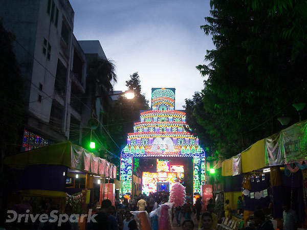 Exploring Kolkata On Durga Puja On A TVS Wego