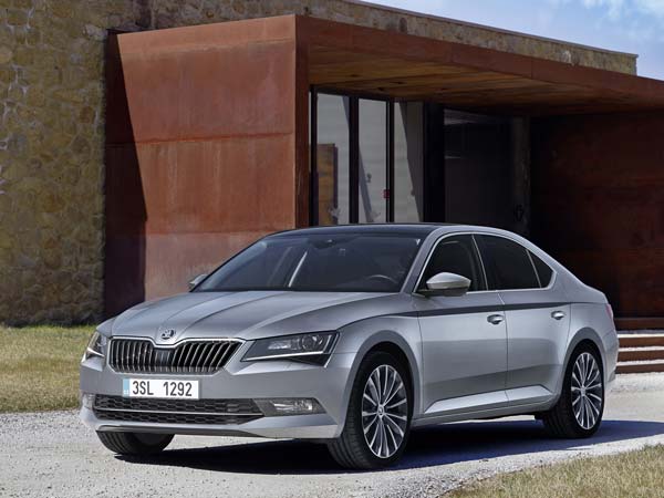Here’s A Tribute To The Skoda Superb — The Model That Paved The Way For The Carmaker