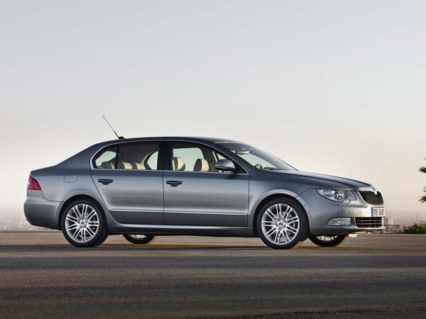 Here’s A Tribute To The Skoda Superb — The Model That Paved The Way For The Carmaker