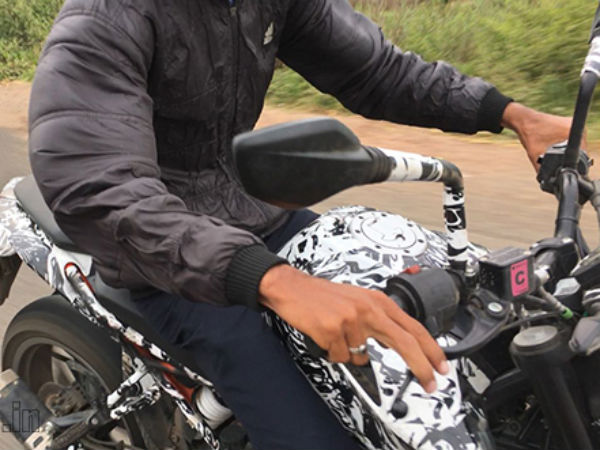 2017 KTM Duke 200 Spotted Testing In India