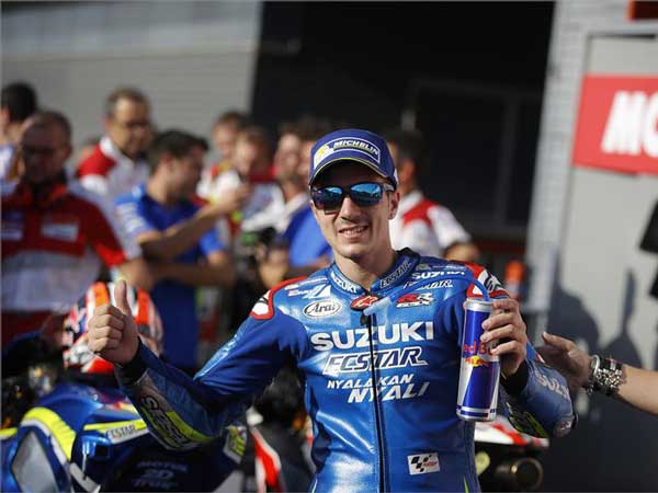 Vinales Could Beat Lorenzo In 2016 Championship