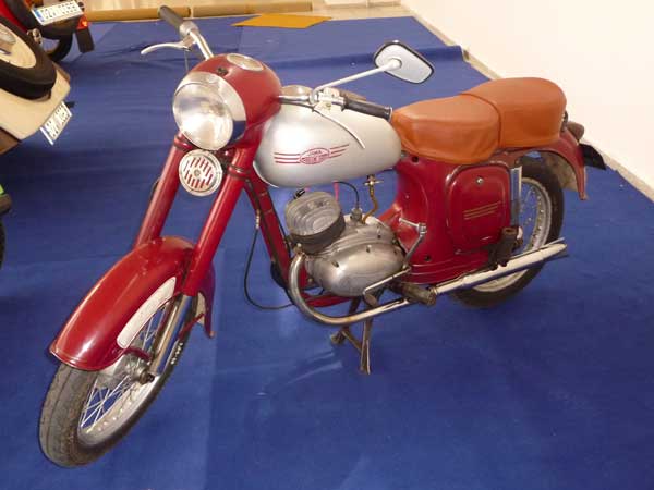Mahindra To Bring Back Iconic Jawa Motorcycles