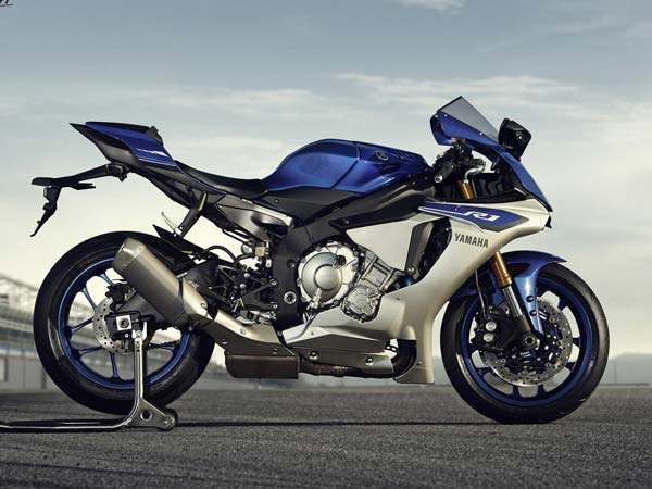 Yamaha YZF-R1 Wins German Design Award