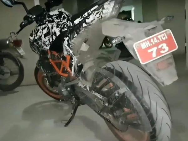 2017 KTM Duke 390 And Duke 200 To Get Different Features