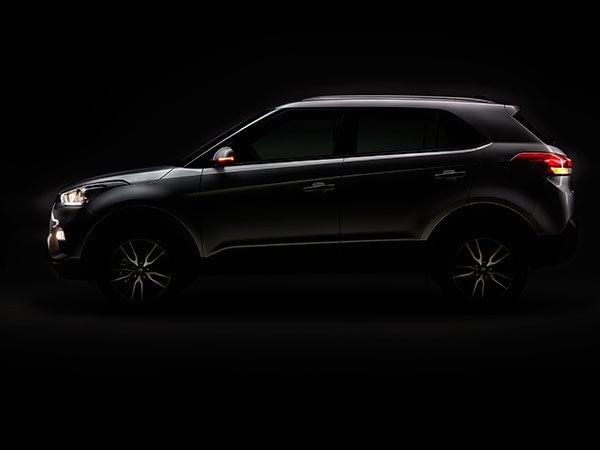 Hyundai Creta Facelift Seen With Connected Grille