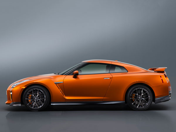 Nissan GT-R Launch Date Revealed 