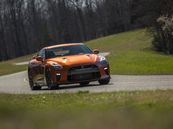 Nissan GT-R Launch Date Revealed 