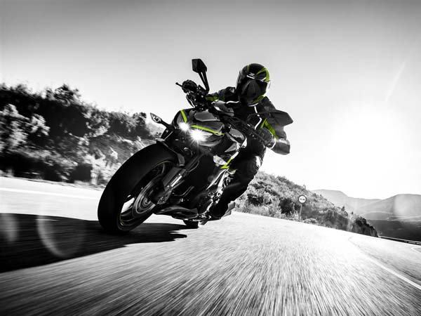 Kawasaki Reveals Z1000 R Edition For 2017