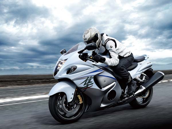 Deliveries Of Locally Assembled Suzuki Hayabusa MY 2017 Begins In India 