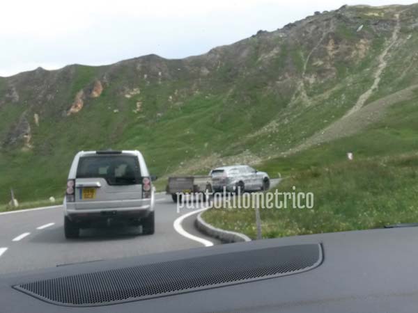 Spotted: Range Rover Sport Coupe Caught Testing