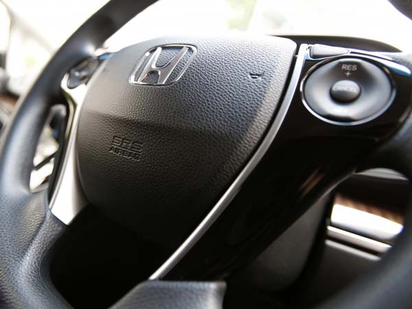 Recall: 3,00,000 Honda Cars With Faulty Airbags Still Unrepaired