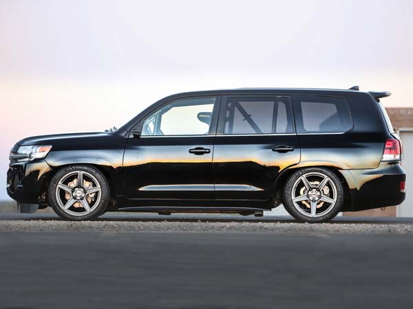Toyota Unveils Land Speed Cruiser At SEMA 2016