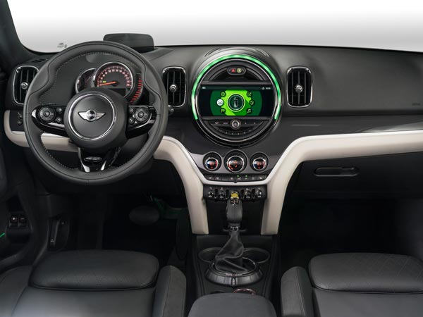 MINI Launches A Global Campaign For The New Countryman