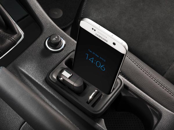 2017 Skoda Octavia Facelift Interior Cabin Revealed