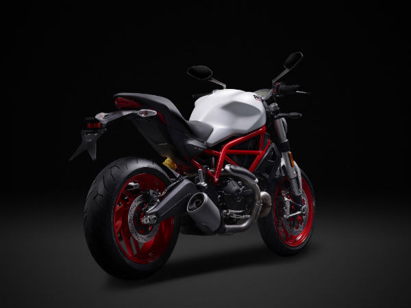 2016 EICMA Motorcycle Show: Ducati Monster 797 Revealed