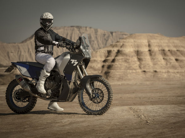 Yamaha Unveils The T7 Concept At EICMA 2016