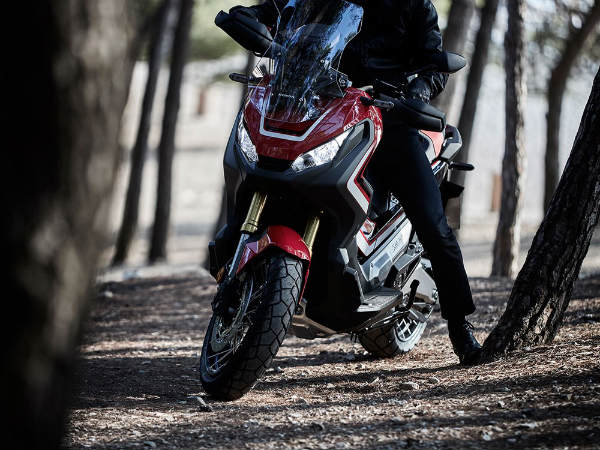 Honda Unveils The New X-ADV Adventure Scooter At EICMA