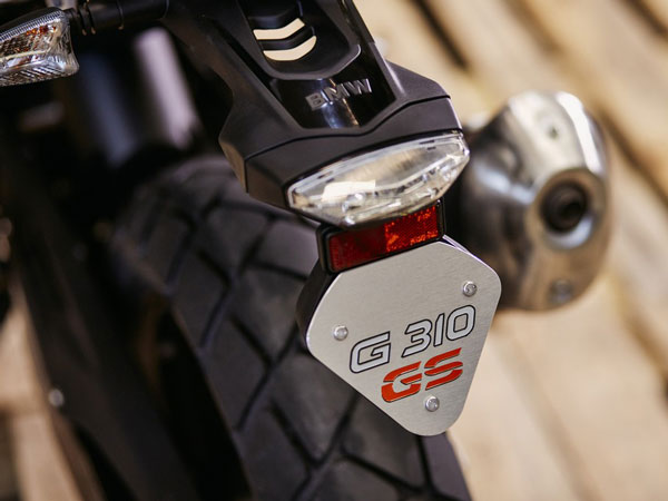 2016 EICMA Motor Show: BMW G310GS Unveiled