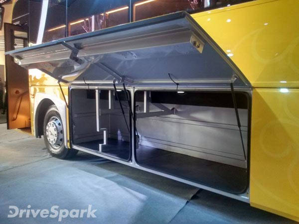 MG Group Unveils Columbus Tarmac Bus, Launches Mammoth At Bus World India 2016 