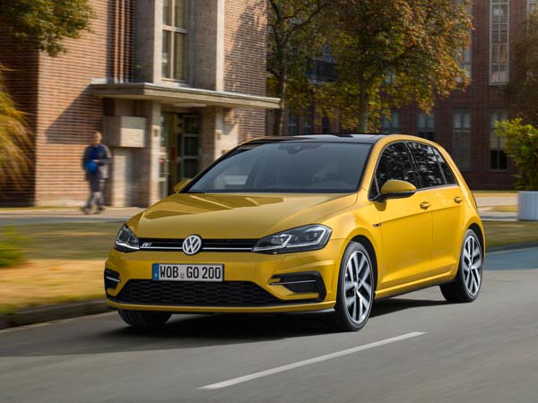 2017 Volkswagen Golf Revealed