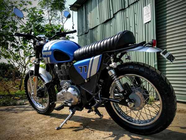 Presenting the ‘Maverick’ — A Custom Built Royal Enfield By Dochaki Designs