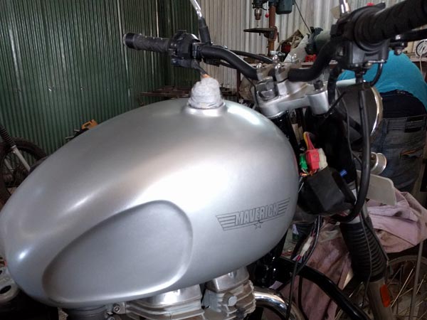 Presenting the ‘Maverick’ — A Custom Built Royal Enfield By Dochaki Designs