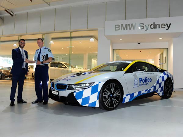 Sydney Police Choose ‘Hybrid Performance’ — Take Delivery Of New BMW i8 Police Car