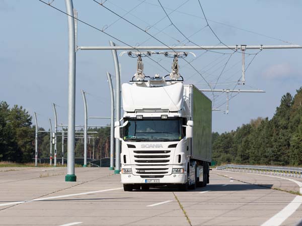 India Might Soon Have An Electric Highway — Charge On The Go!