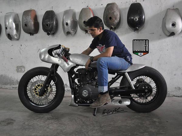 This Royal Enfield Himalayan Is A Perfect Salt Racer This Royal Enfield Himalayan Is A Perfect Salt Racer