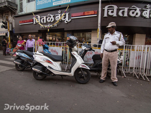 Lights And Unbridled Joy As #WeGo Light Up A Few Lives This Diwali In Pune Lights And Unbridled Joy As #WeGo Light Up A Few Lives This Diwali In Pune
