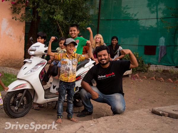 Lights And Unbridled Joy As #WeGo Light Up A Few Lives This Diwali In Pune Lights And Unbridled Joy As #WeGo Light Up A Few Lives This Diwali In Pune