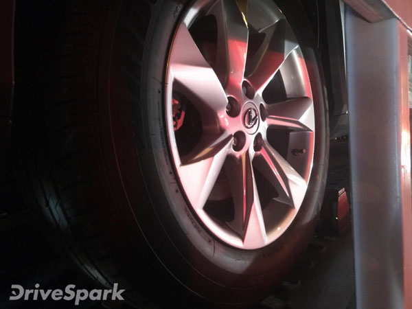 Lexus RX 450h SUV Spotted On Its Way To A Customer