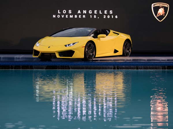 Los Angeles Auto Show 2016: Lamborghini Huracan RWD Spyder Unveiled