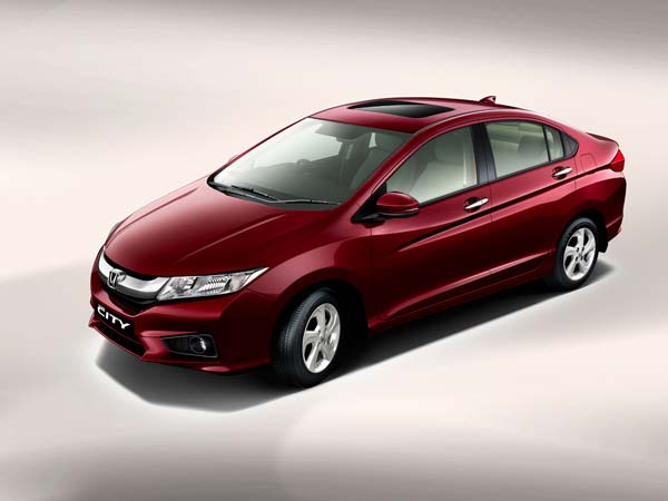 New Skoda Rapid vs Honda City — Battle For Supremacy! New Skoda Rapid vs Honda City — Battle For Supremacy!