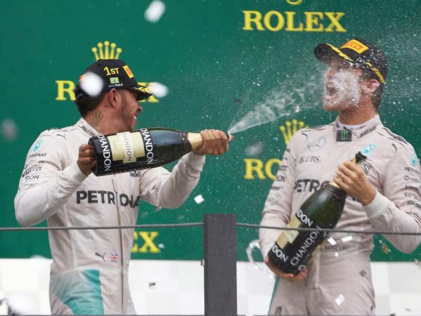 Rosberg & Hamilton, 2016 F1 Title Battle Down To Penultimate Race