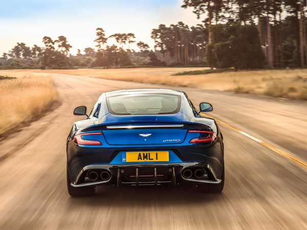 Aston Martin Vanquish S Unveiled; Last Aston Martin To Feature Naturally Aspirated V12 Engine