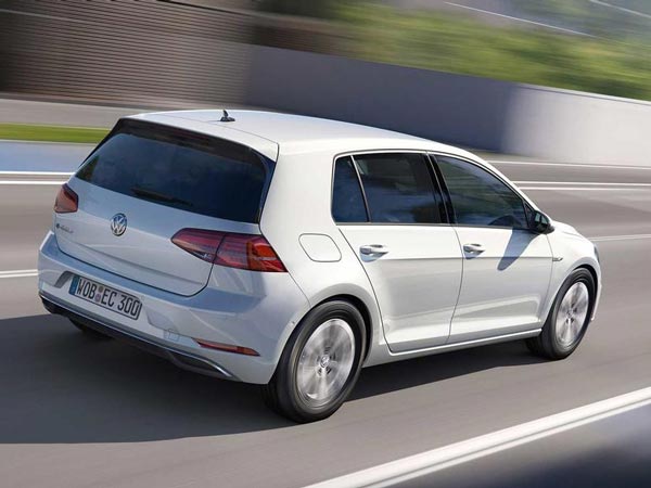 Los Angeles Auto Show 2016: Volkswagen e-Golf Revealed