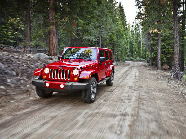 Jeep To Launch Petrol Grand Cherokee And Wrangler Variants Next Month 