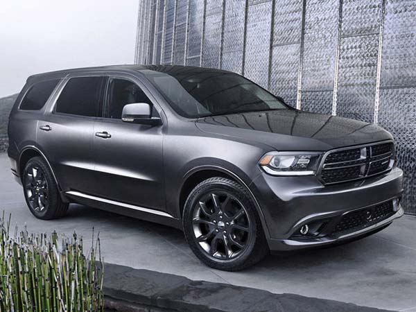 Fiat Chrysler Recalls Nearly 89,000 Cars Over Fuel Leaks & Problems With Windshield Wipers