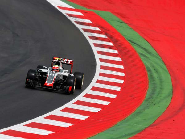 Esteban Gutierrez In Talks With Sauber & Manor For 2017